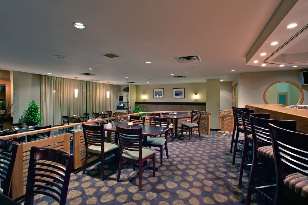 Doubletree By Hilton Halifax Dartmouth Hotel Restaurant photo